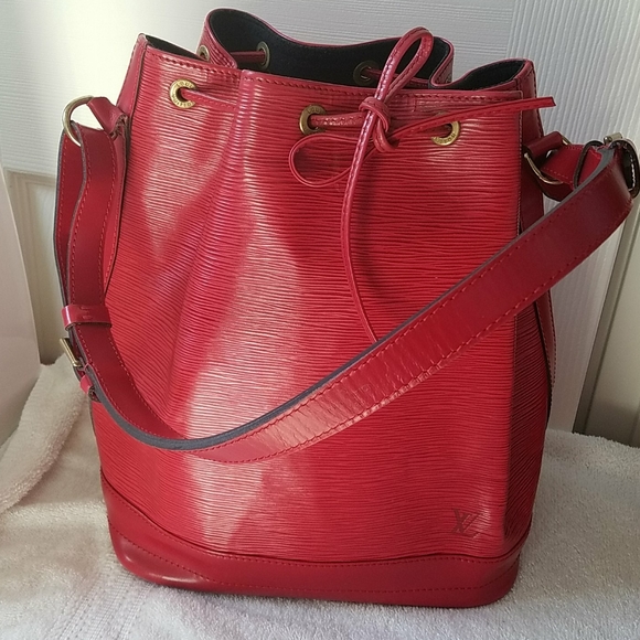 Louis Vuitton Handbags - Louis Vuitton Noe Epi GM